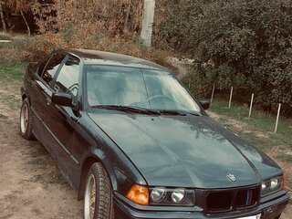 1991 BMW 3 серии 316i III (E36), чёрный, 300000 рублей, вид 1