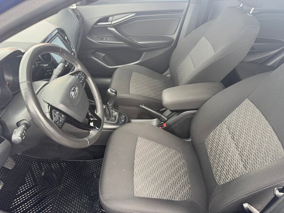 2020 Lada (ВАЗ) Vesta I, синий, 900000 рублей - вид 6