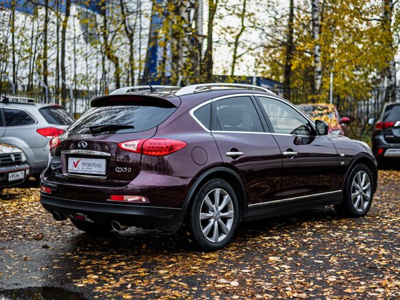 2015 Infiniti QX50 I, красный, 1720000 рублей - вид 1