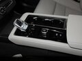 2025 Volvo XC90 B6 II Рестайлинг 2, белый - вид 11