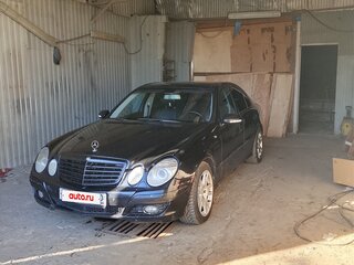 2007 Mercedes-Benz E-Класс 350 III (W211, S211) Рестайлинг, чёрный, 930000 рублей, вид 1