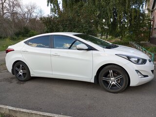 2014 Hyundai Elantra V (MD), белый, 1350000 рублей, вид 3