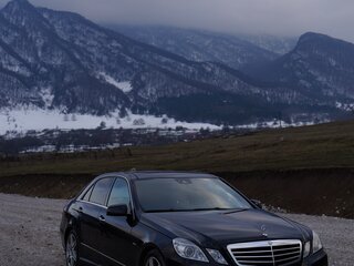 2012 Mercedes-Benz E-Класс 300 IV (W212, S212, C207), чёрный, 2150000 рублей, вид 4