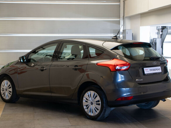 2018 Ford Focus III Рестайлинг, серый, 1250000 рублей - вид 5