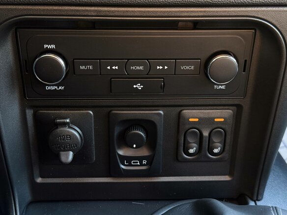 2026 Lada (ВАЗ) Niva Travel I Рестайлинг, чёрный, 1789000 рублей - вид 18