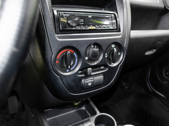 2015 Lada (ВАЗ) Granta I, серебристый, 479000 рублей - вид 17