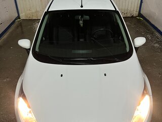 2016 Ford Fiesta Mk6 Рестайлинг, белый, 870000 рублей, вид 4