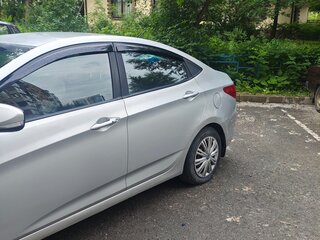 2011 Hyundai Accent IV, серый, 850000 рублей, вид 5