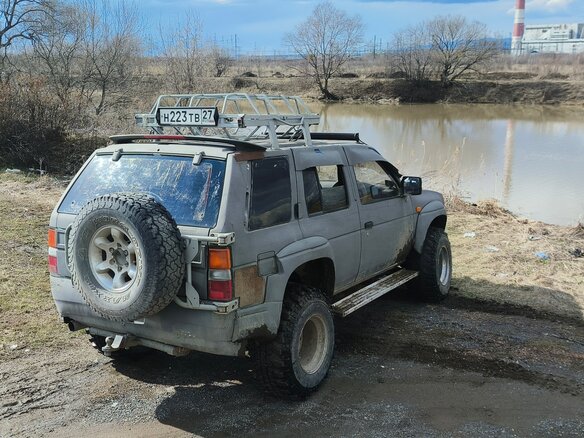 1991 Nissan Terrano I, серый, 400000 рублей - вид 8