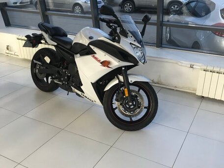 2012 Yamaha XJ6 (FZ6R), белый, 530000 рублей, вид 1