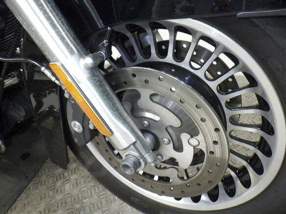 2009 Harley-Davidson Road Glide, серый, 1050000 рублей - вид 14
