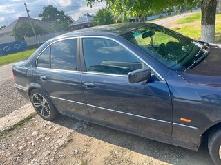 1998 BMW 5 серии 523i IV (E39), синий, 370000 рублей, вид 4