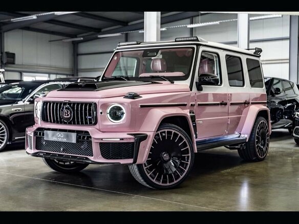 2026 Mercedes-Benz G-Класс AMG Brabus 800 II (W465) Рестайлинг, розовый, 61000000 рублей
