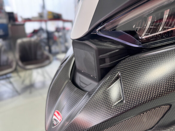 2025 Ducati Multistrada V4, красный, 2550000 рублей - вид 8