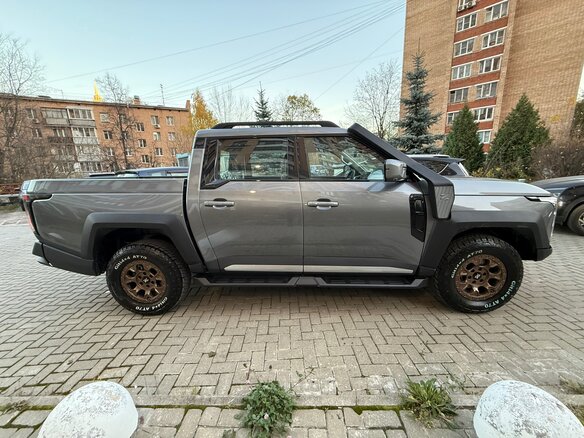 2026 Dongfeng Z9, серый, 3999000 рублей - вид 3
