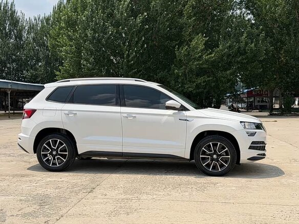 2022 Skoda Karoq DSG7 I, белый, 1950000 рублей - вид 3