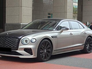 2025 Bentley Flying Spur IV, серебристый, 31250000 рублей, вид 1