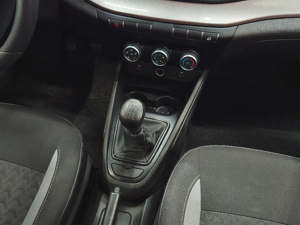 2024 Lada (ВАЗ) Vesta I Рестайлинг (NG), белый, 1110000 рублей - вид 13