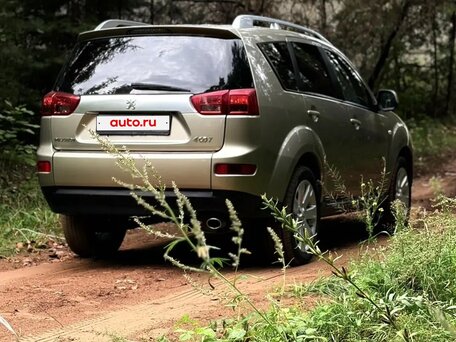 2010 Peugeot 4007, бежевый, 799000 рублей, вид 5