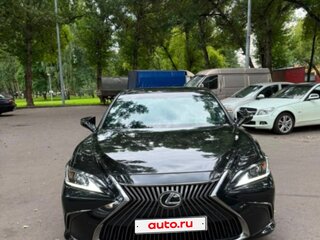 2020 Lexus ES 250 VII, чёрный, 4350000 рублей, вид 3