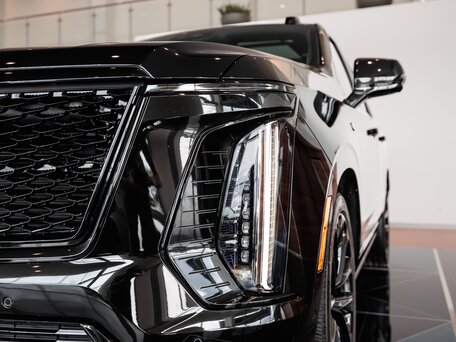 2026 Cadillac Escalade V Рестайлинг, чёрный, 21800000 рублей, вид 5