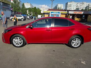 2013 Toyota Corolla XI (E160, E170, E180), красный, 1300000 рублей, вид 5