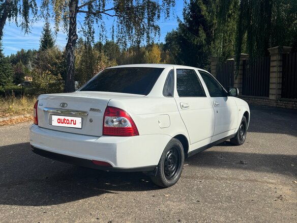 2014 Lada (ВАЗ) Priora I Рестайлинг, белый, 300000 рублей - вид 3