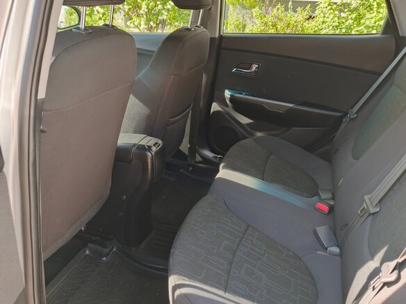 2013 Kia Rio 4-speed III, серый, 850000 рублей - вид 9