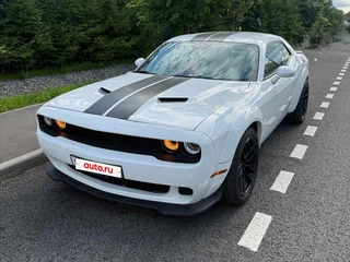2020 Dodge Challenger III Рестайлинг 2, белый, 5000000 рублей, вид 2