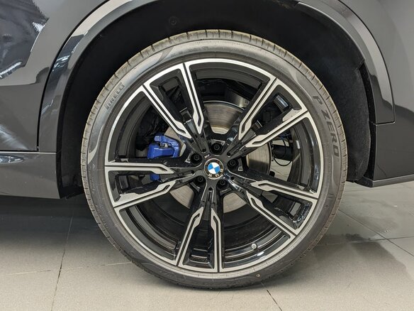 2025 BMW X5 40i IV (G05/G18) Рестайлинг, чёрный, 14990000 рублей - вид 8