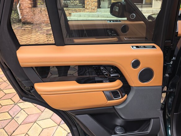 2020 Land Rover Range Rover IV Рестайлинг, зелёный, 8950000 рублей - вид 12