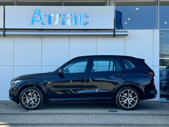 2026 BMW X5 Long 30Li IV (G05/G18) Рестайлинг, чёрный, 10990000 рублей - вид 6