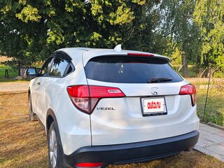 2016 Honda Vezel I, белый, 1500000 рублей, вид 4