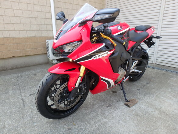2017 Honda CBR 1000 RR/RA Fireblade, красный, 1330000 рублей - вид 8