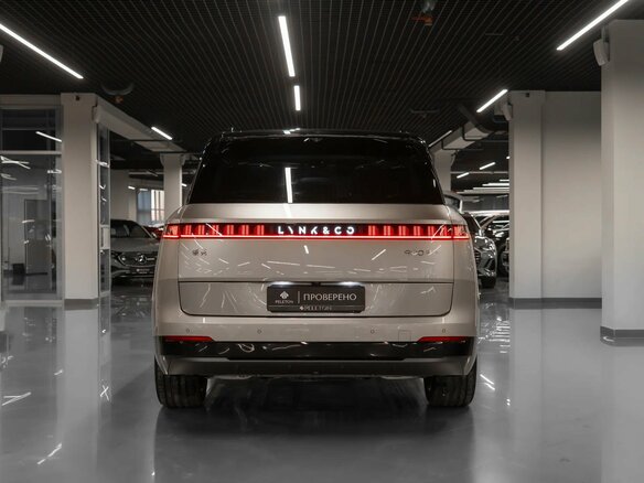 2026 Lynk & Co 900, серый, 7800000 рублей - вид 5