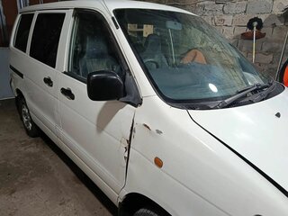2003 Toyota Lite Ace V, белый, 300000 рублей, вид 3