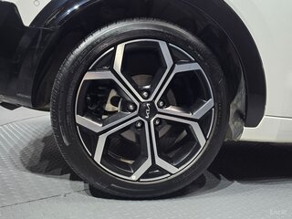 2023 Kia Niro II, белый, 1390000 рублей, вид 5