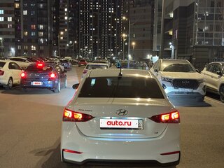 2017 Hyundai Solaris II, белый, 970000 рублей, вид 4