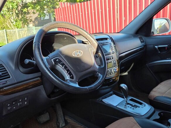2012 Hyundai Santa Fe II Рестайлинг, белый, 1610000 рублей - вид 4