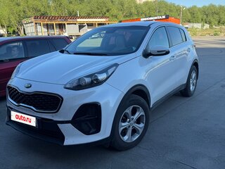 2018 Kia Sportage IV Рестайлинг, белый, 1950000 рублей, вид 2