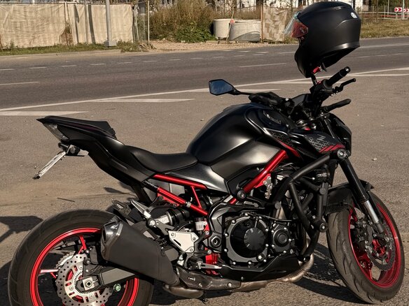 2021 Kawasaki Z 900, чёрный, 870000 рублей