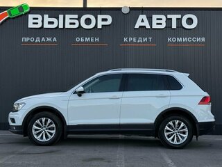 2017 Volkswagen Tiguan II, белый, 2116000 рублей, вид 4