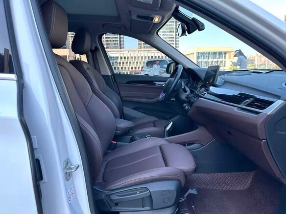 2022 BMW X1 Long 20Li sDrive II (F48) Рестайлинг, белый, 2500000 рублей - вид 7
