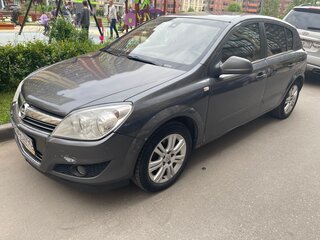 2010 Opel Astra H Рестайлинг, серый, 430000 рублей, вид 1