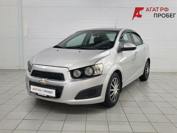 2013 Chevrolet Aveo II, серебристый