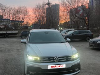 2018 Volkswagen Tiguan II, белый, 1980000 рублей, вид 2