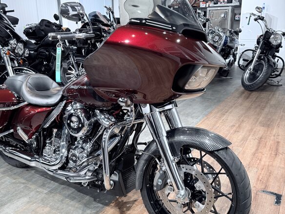 2018 Harley-Davidson Road Glide, пурпурный, 1899000 рублей - вид 13