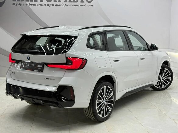 2026 BMW X1 Long 25Li xDrive III (U11/U12), белый, 5549000 рублей - вид 4