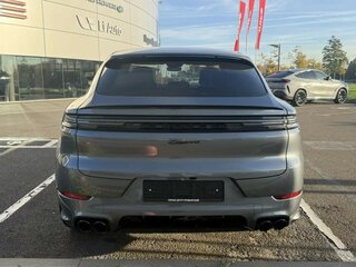 2026 Porsche Cayenne Coupé III Рестайлинг, серый, 18999000 рублей, вид 3