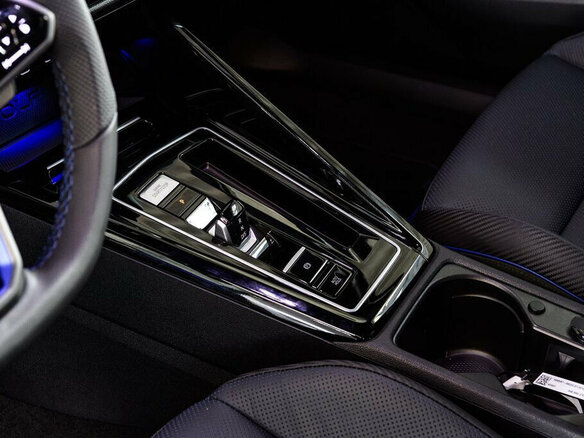 2026 Volkswagen Golf R VIII Рестайлинг, чёрный, 7289000 рублей - вид 13
